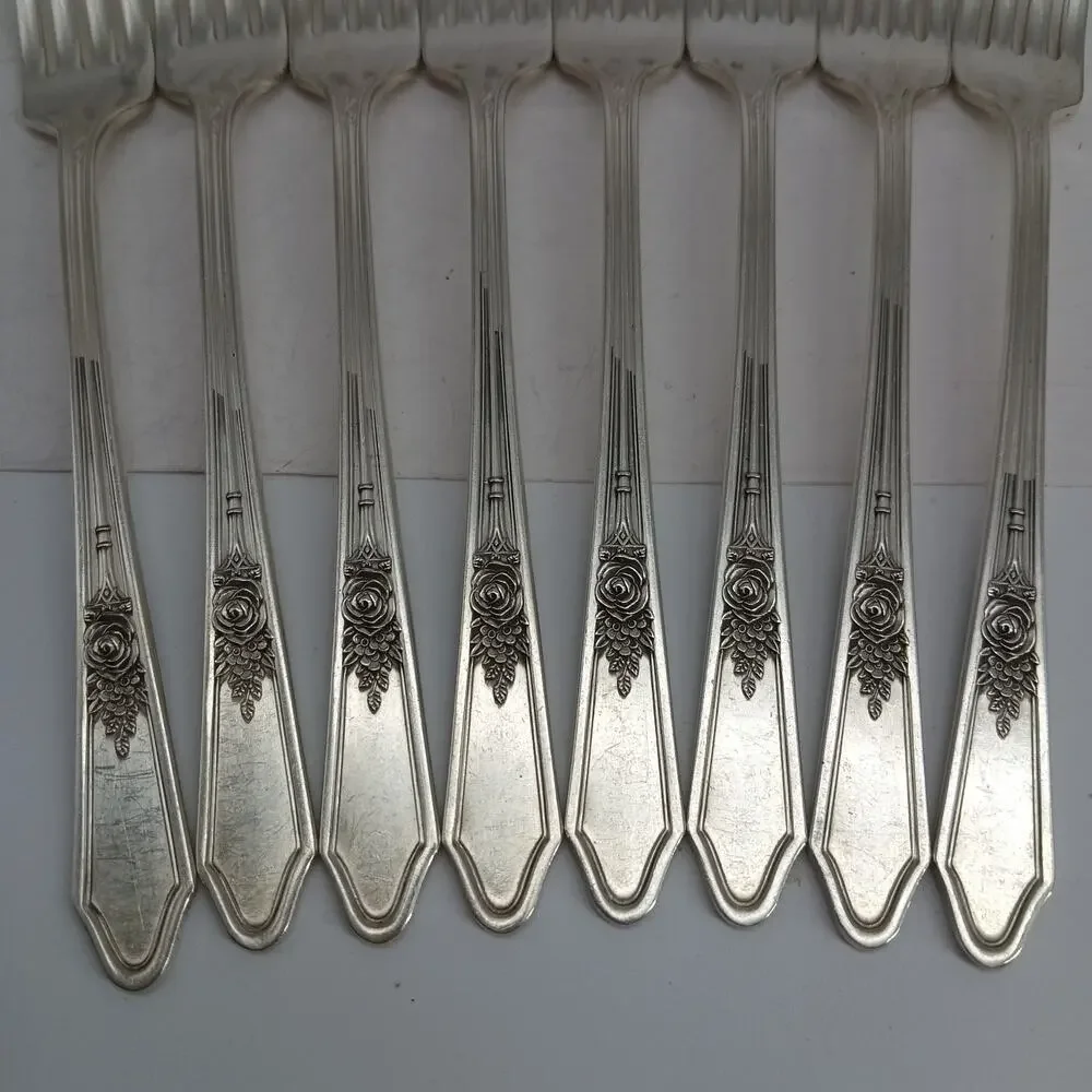 8X DF Vtg Manor Plate Triple Rose Rosedale Dinner Forks Silverplate